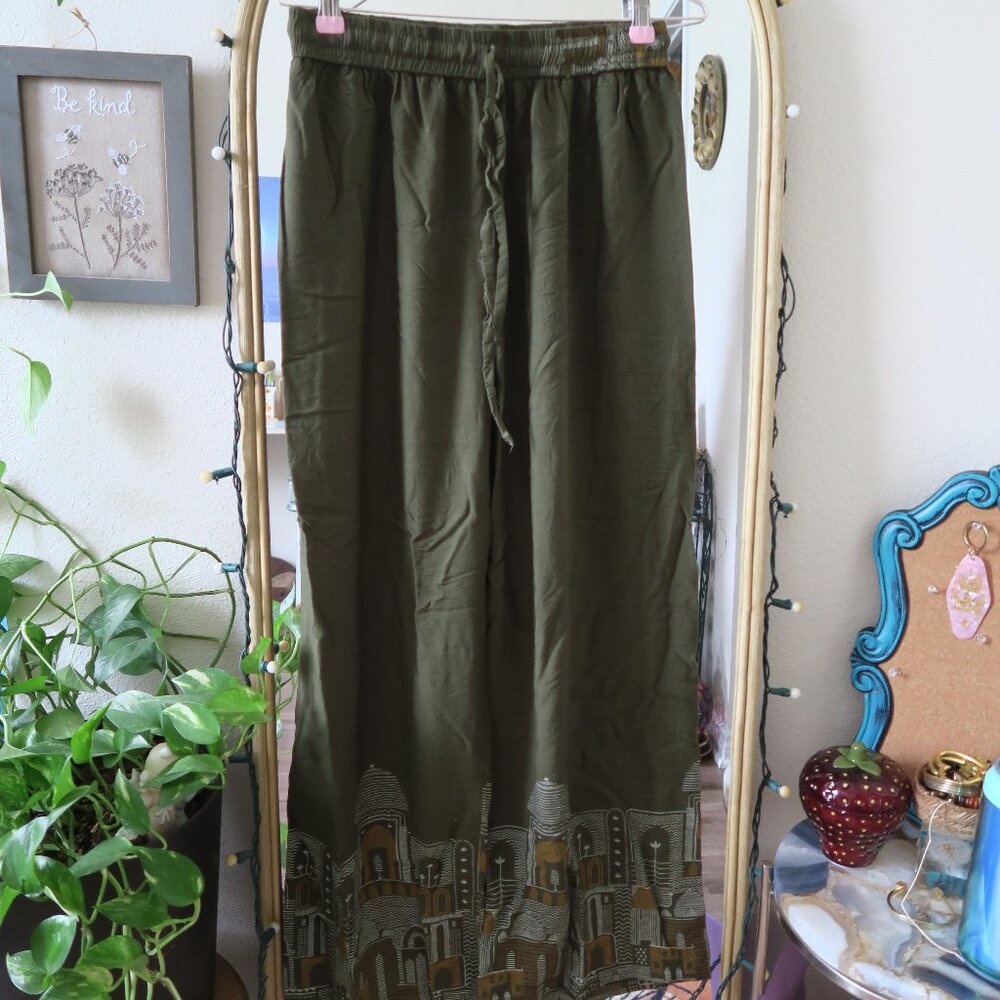 AF Flowy Pants